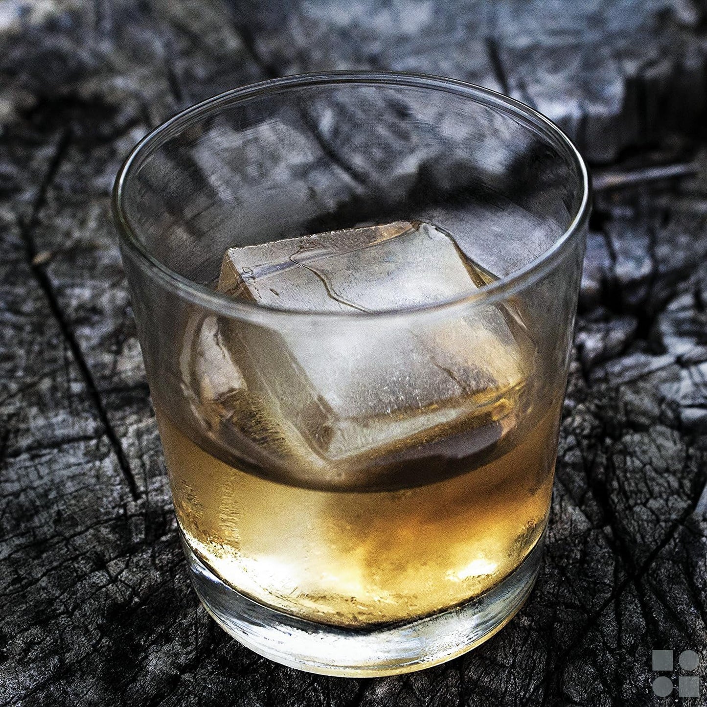 Elevate Your Cocktail Experience with Glacio's Premium Silicone Ice Cube Tray - 4 Spheres & 6 Cubes for Perfectly Slow-Melting Ice
